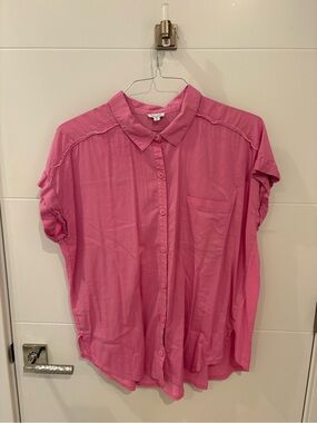 Splendid Hot Pink Button-Front Short Sleeve Shirt